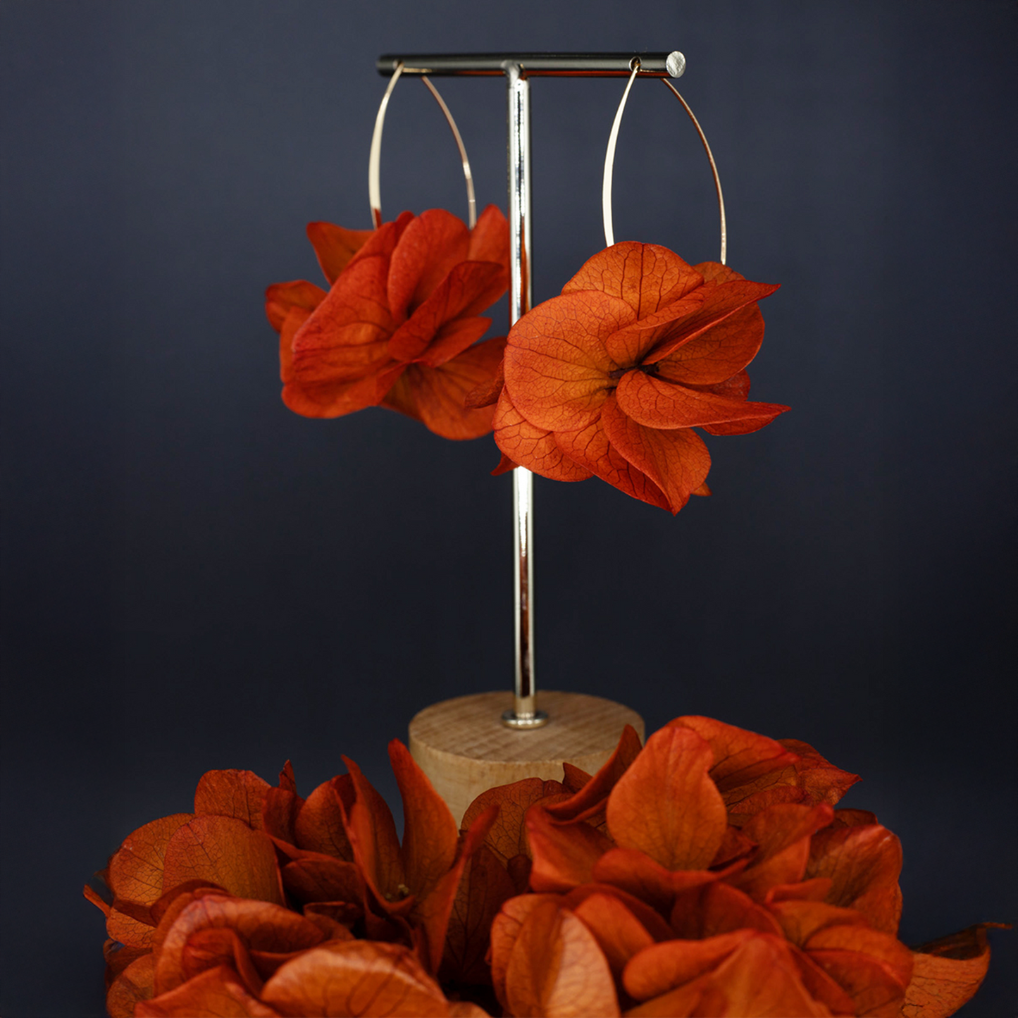 Boucles d'oreilles tiges - pétales rouille