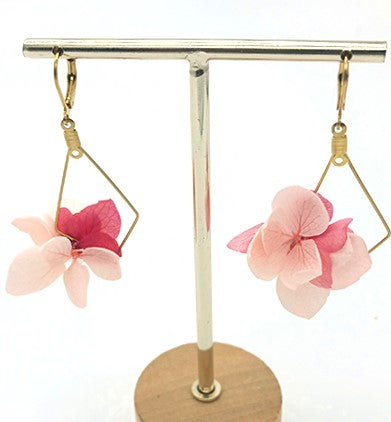 Boucles d'oreilles - losange de pétales rose et fushia