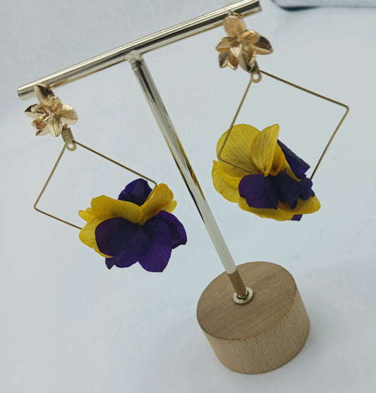 Boucles d'oreilles - carré de pétales Jaune et Violette