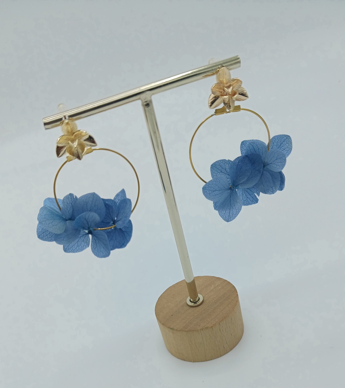 Boucles d'oreilles - cercle de pétales Bleu lavande